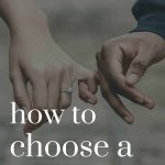 Shows a couple holding pinky fingers with text overlay says how to choose a wedding date