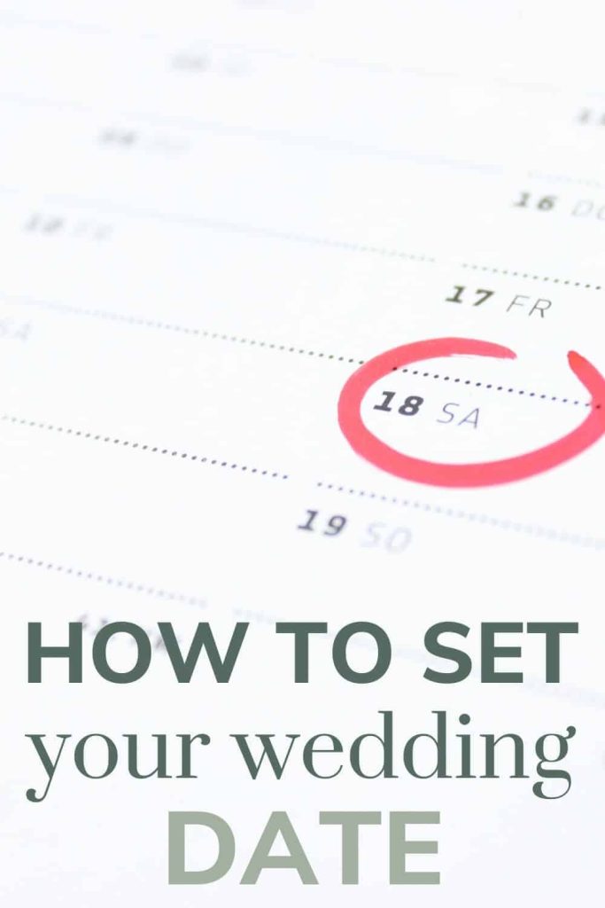 Wondering how to choose a wedding date? This handy guide walks you through the most important steps for choosing your wedding date.