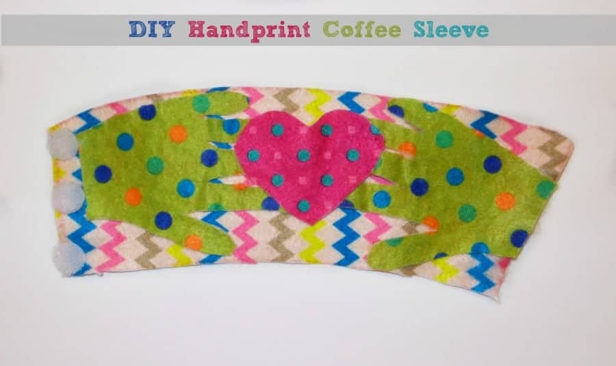 diy-handprint-coffee-sleeve-900x535