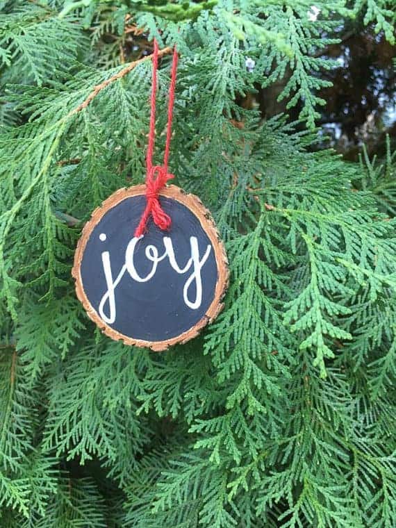 Christmas Decor from Etsy | Christmas Decorations from Etsy | Etsy Christmas Finds | What to buy from Etsy for Christmas | How to decorate your home for Christmas with Etsy | Great Christmas gifts from Etsy | Holiday Decorations on Etsy | Winter Decorations from Etsy
