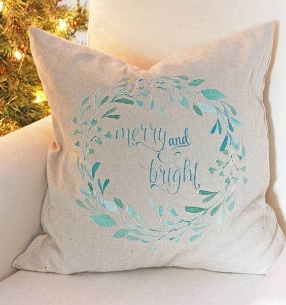 Christmas Decor from Etsy | Christmas Decorations from Etsy | Etsy Christmas Finds | What to buy from Etsy for Christmas | How to decorate your home for Christmas with Etsy | Great Christmas gifts from Etsy | Holiday Decorations on Etsy | Winter Decorations from Etsy