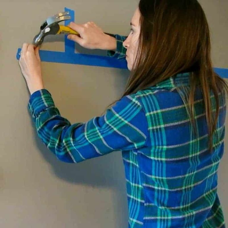 How To Hang A Picture The Easy Way