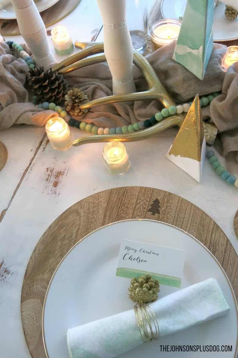 Mint & Gold Modern Christmas Tablescape | Modern Christmas | Modern Farmhouse | Farmhouse Christmas | Mint and Gold | Rustic Modern Christmas | Christmas Table Ideas | Mid Century Christmas | Table inspiration for Modern Christmas