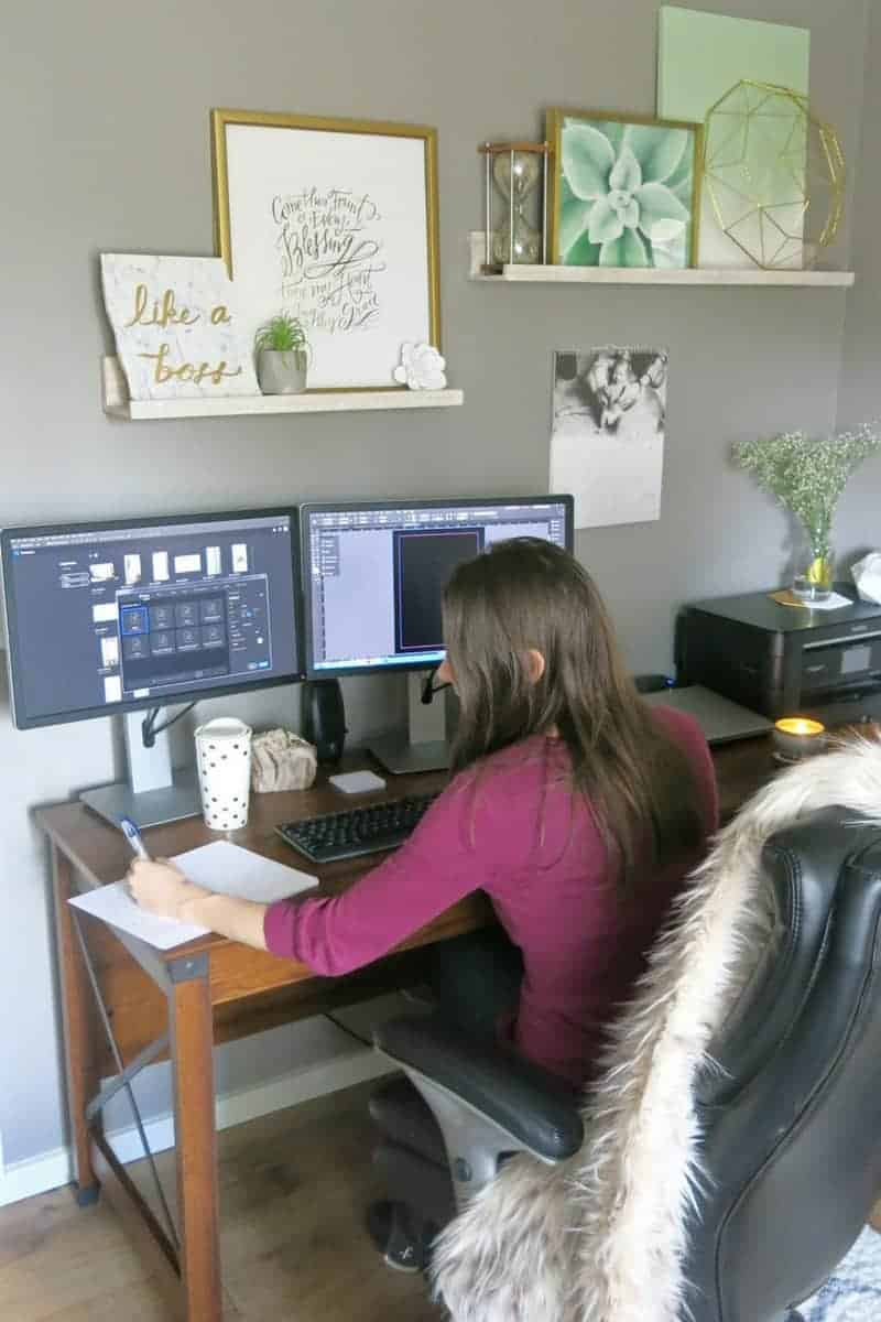 Chelsea is back to work in her new marble and gold home office space