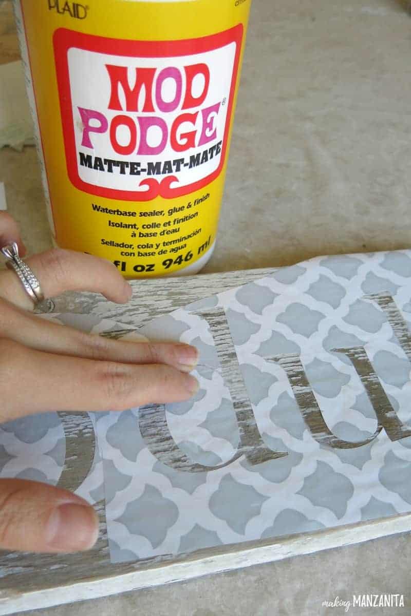 Rub Mod Podge over stencil to prevent bleeding when sign making | Farmhouse sign making tips | How to avoid your sign stencil from bleeding | White Chippy Paint Wood Sign For Farmhouse Bathroom | Chipped Paint Wood Sign | Farmhouse Sign with Chippy Paint | Rub A Dub Dub Sign For Bathroom | Farmhouse Bathroom Wood Sign | Farmhouse Sign for Bathroom | Bath Time Sign | Bathroom Decor | Bathroom Wall Decor | DIY Chippy Paint Wall Decor | Reclaimed Wood Sign | Making a sign with chippy paint 