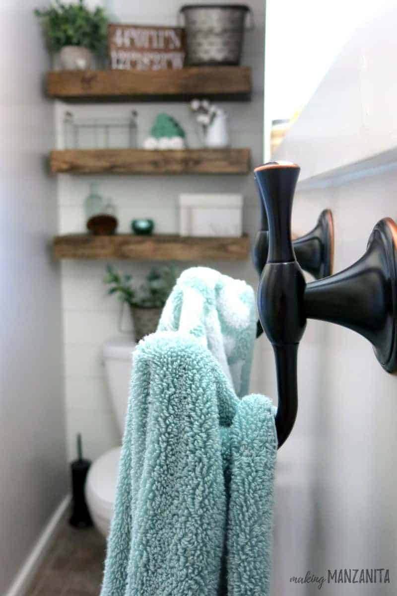 DIY Towel Rack For Bathroom (FREE Plans!) - Making Manzanita