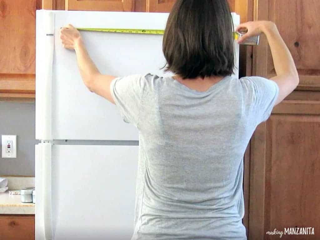 How to create a command center on fridge to organize your life | Fridge command center | Calendar on the fridge | Magnetic command center | How to decorate your fridge | Organization ideas | Weekly schedule on fridge | Meal planning on fridge | magnet to-do list | organization center to run your family's busy schedule