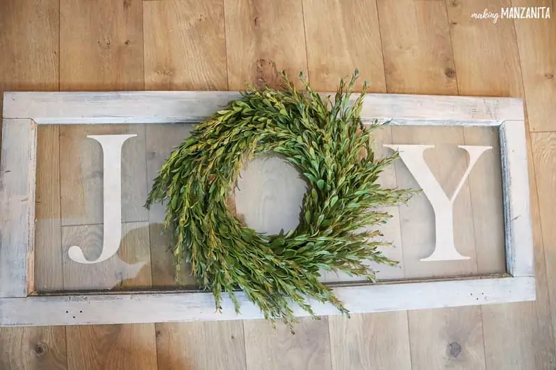 16 Budget-Friendly Hacks for Gorgeous Christmas Decorating 5
