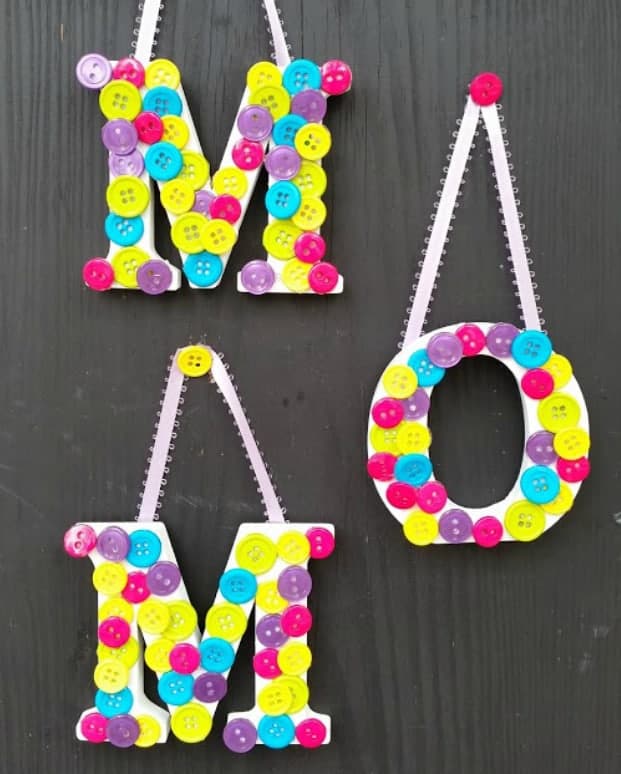 Button letters are a fun diy mother's day present the kids can make for moms