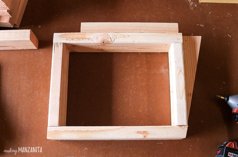 Interior framing for corner bench seating in breakfast nook