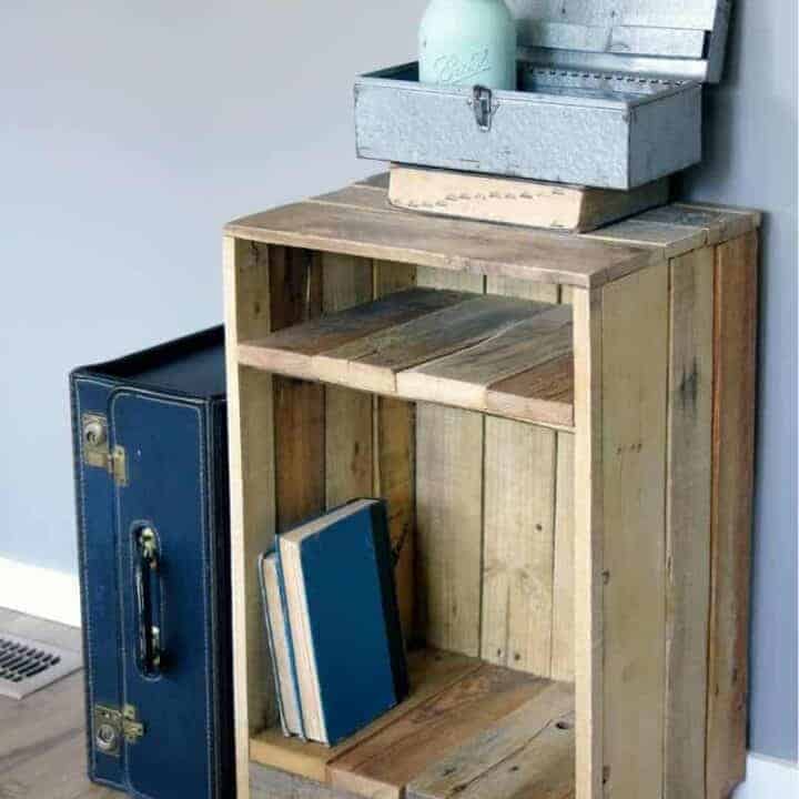 Rustic Pallet Wood Side Table