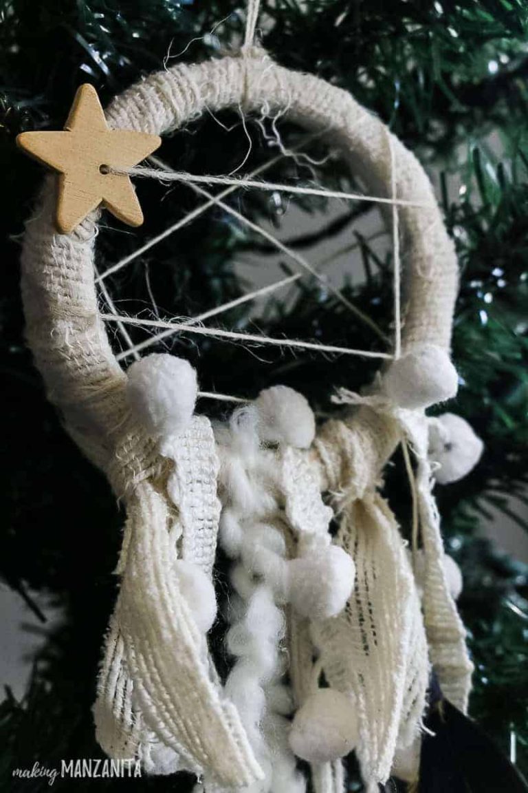 DIY Dreamcatcher Ornament for Boho Christmas Tree