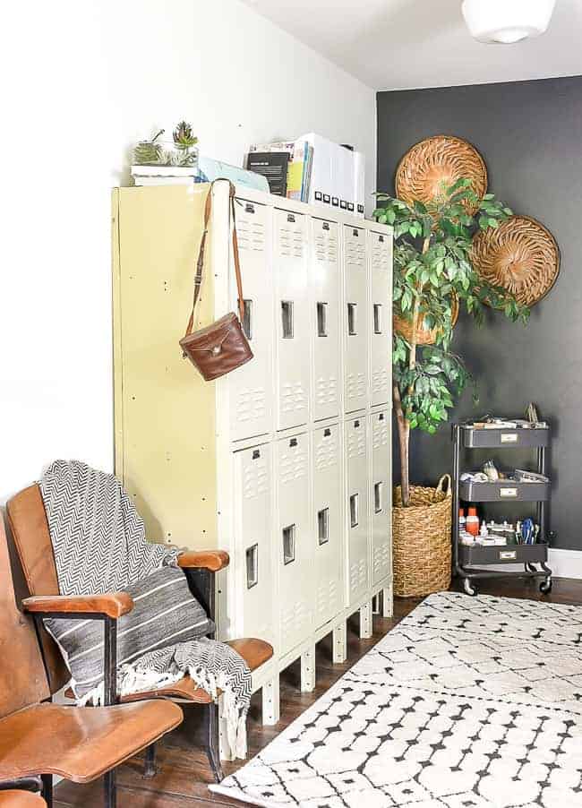 30+ Ways To Incorporate Vintage Decor Into Your Home