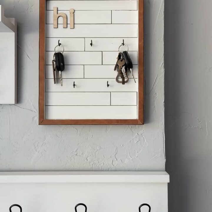 How to Build A DIY Key Holder