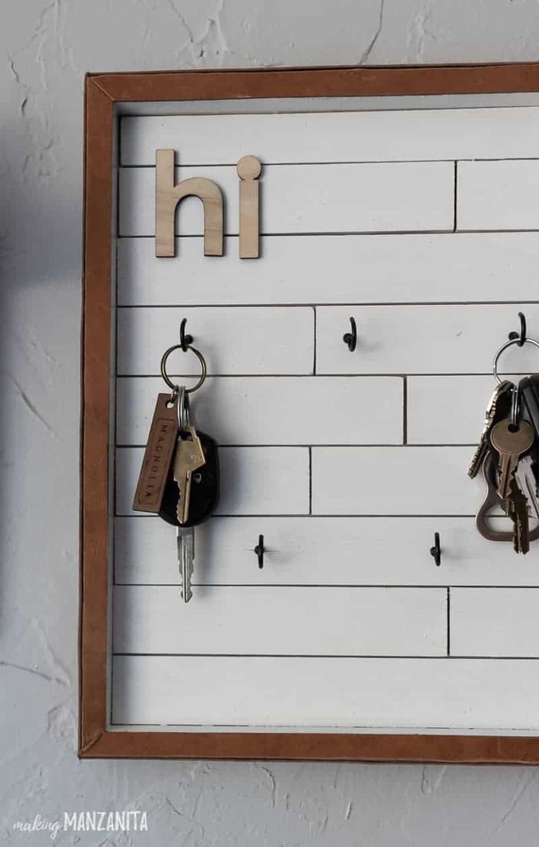 DIY Key Holder with Modern Farmhouse Style