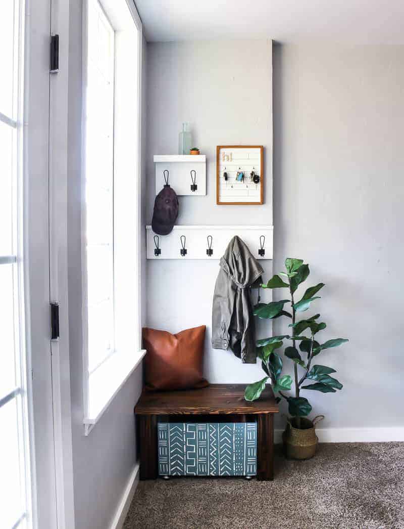 31 Small Entryway Ideas That Are Sleek and Stylish