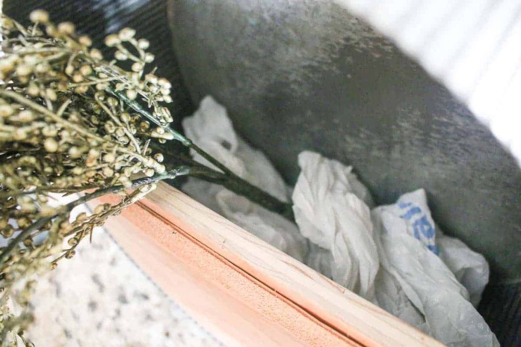 add a piece of faux greenery to your new DIY round wall planeter
