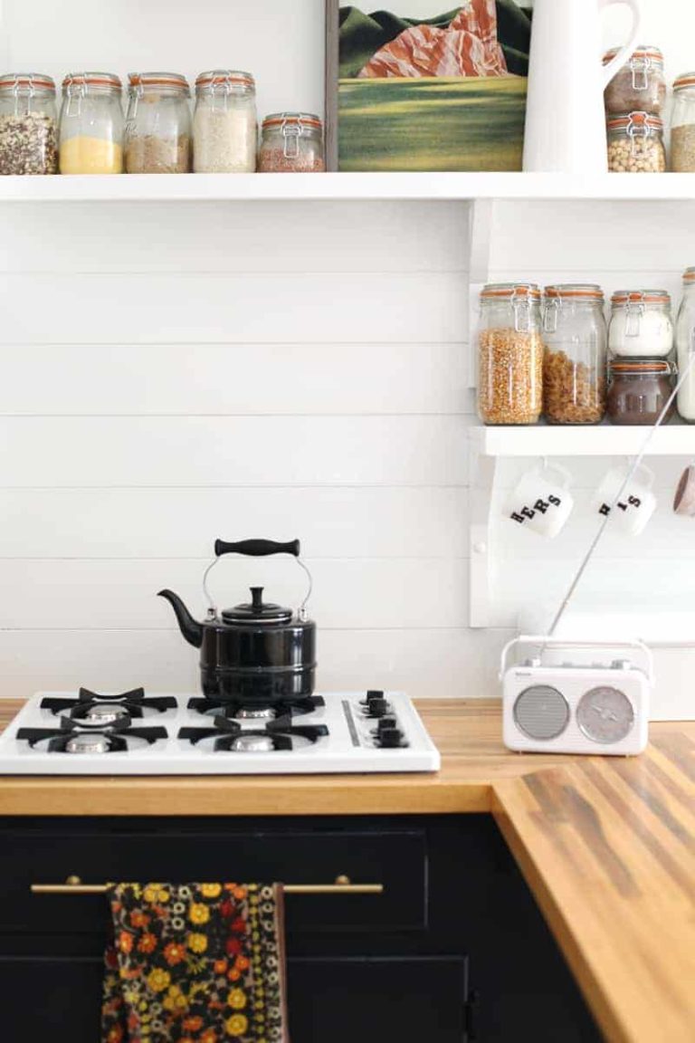 10+ Creative Shiplap Kitchen Ideas