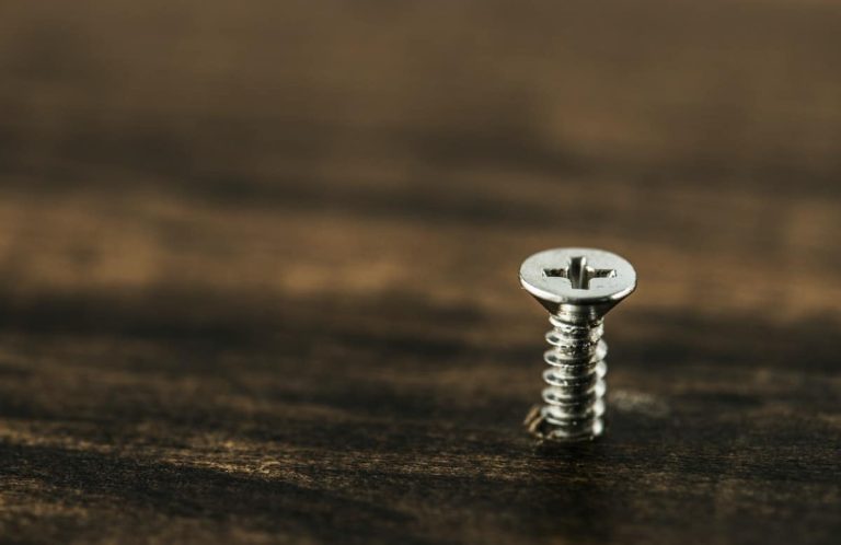 A Complete Beginner’s Guide to Screws: Types of Screws, Screw Heads and Screw Drives