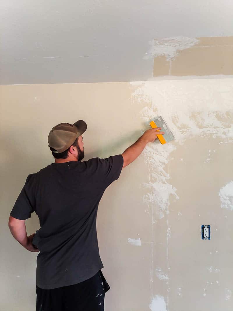 Skip Trowel Texture: How to Patch Drywall (VIDEO) - Making Manzanita