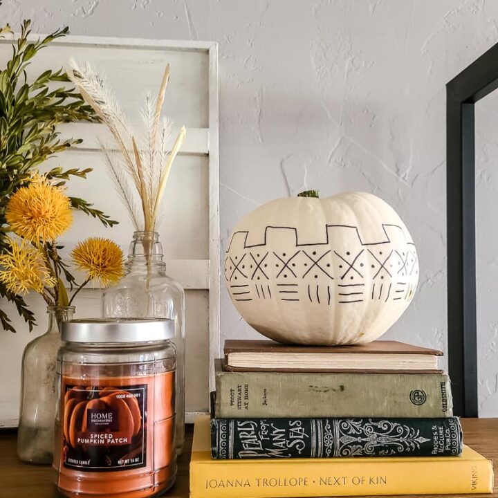 Mud Cloth Pumpkin Design
