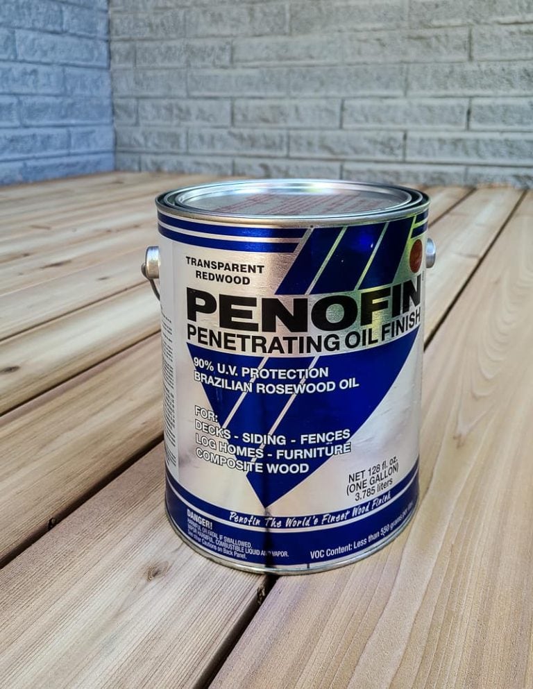How to oil a deck (2 Methods Explained)