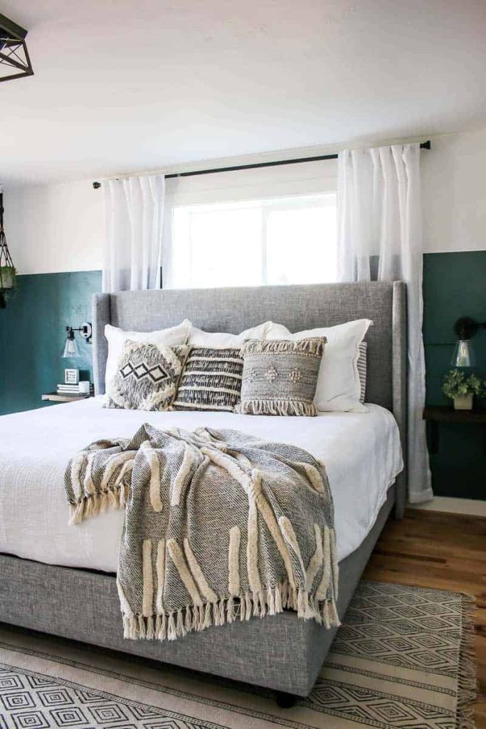 After learning more about the psychology of color, it should come as no surprise that most of the master bedroom paint ideas featured above were white, greens, blues, and black because those are colors that are calming and relaxing. 