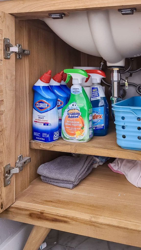 Genius Cleaning Supplies Storage Ideas 40  Utility closet, Cleaning supply  storage, Closet organization