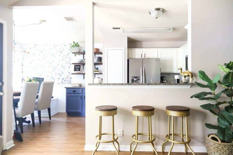 9+ DIY Bar Stools & Bar Stool Makeovers To Try For Your Kitchen
