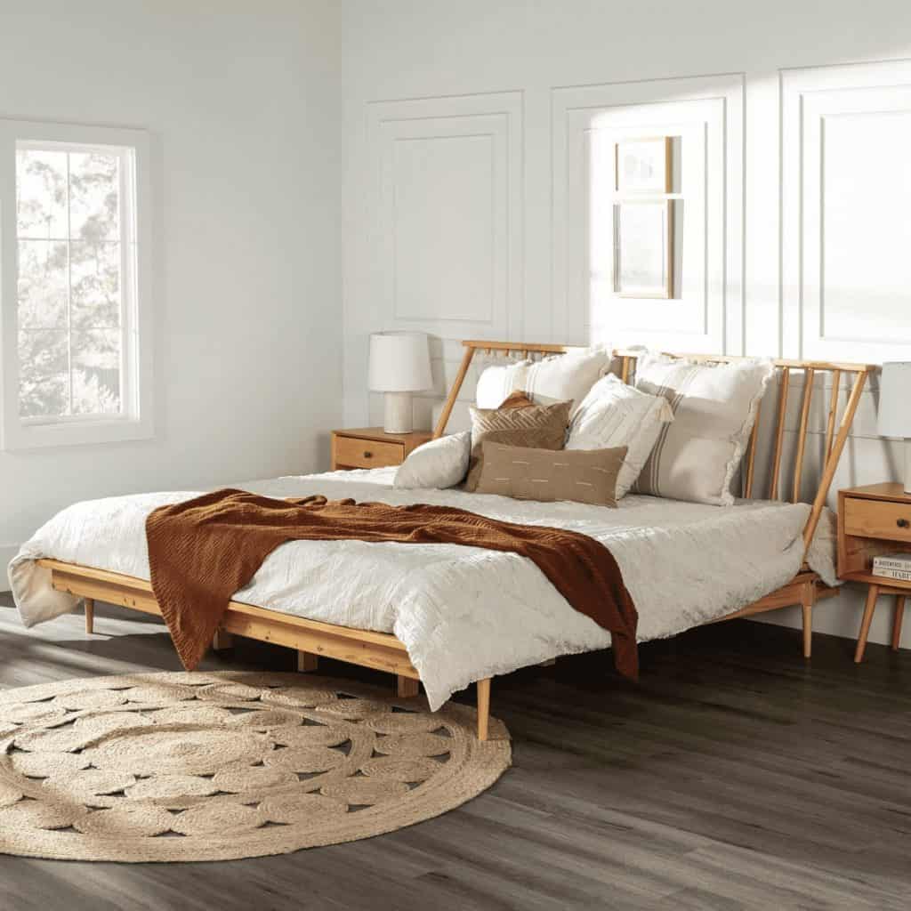 To incorporate the "modern" into the modern boho look, it is recommended to bring in clean and sleek lines that are representative of the modern style. 