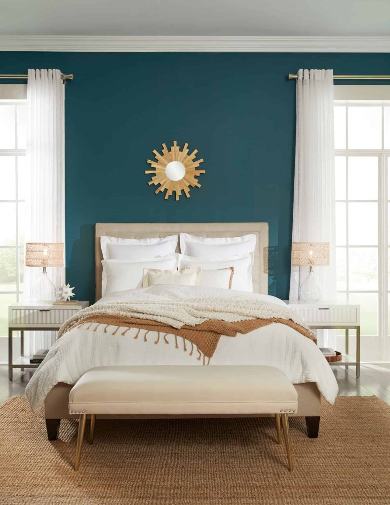 Bold paint colors and accent walls are elements that bring drama and vibrancy to your design. It may seem like taking a risk, but it typically pays off big time! 