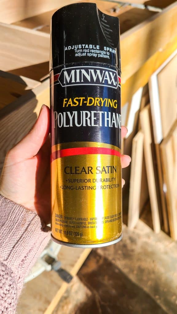Check out this photo of fast-drying stain spray, perfect for your woodworking projects!