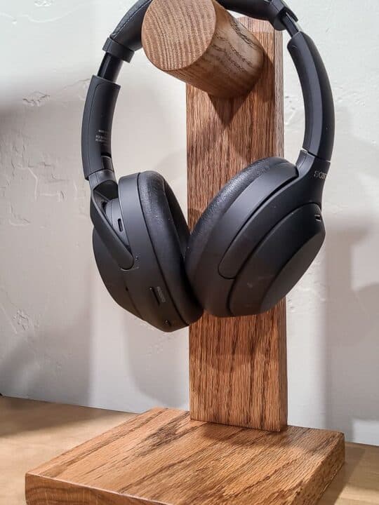 Headset hotsell stand cheap