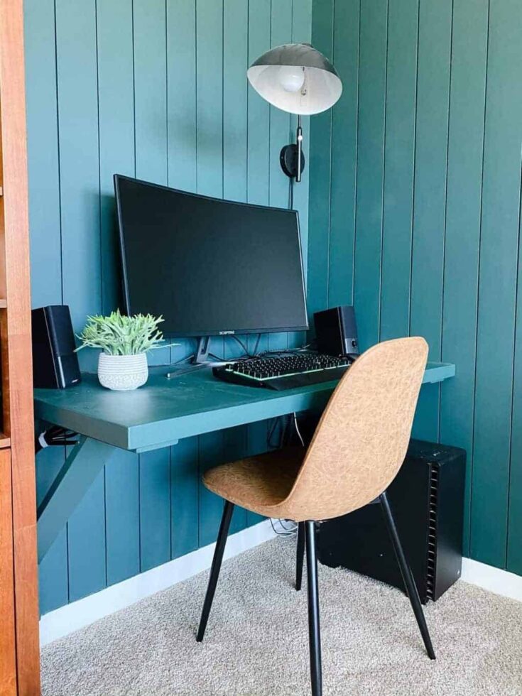 Small Computer Table Ideas That You Can Either Buy Or Craft Yourself