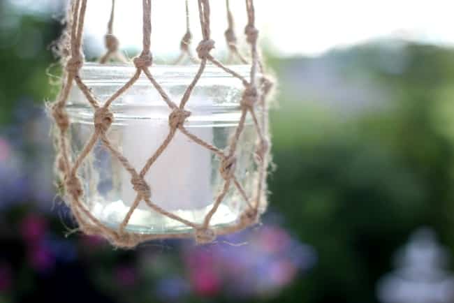 How to make a giant cotton rope garland with macrame tassels - Cuckoo4Design