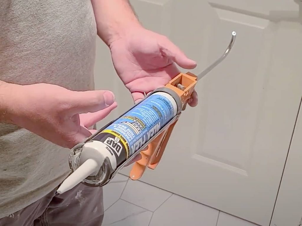 Are you a total beginner and wondering how to load a caulking gun? This tutorial breaks down the step-by-step process. 