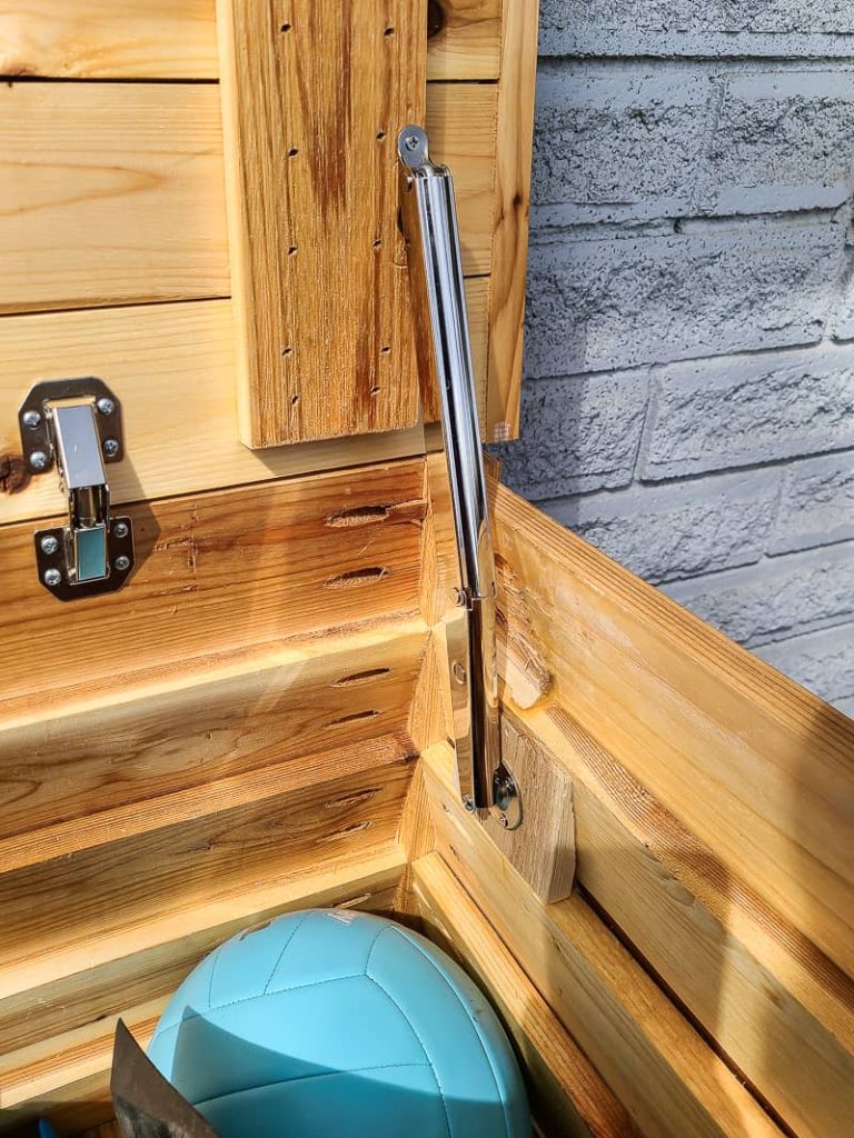 https://www.makingmanzanita.com/wp-content/uploads/2022/06/soft-close-gas-strut-for-wooden-deck-box-so-lid-doesnt-slam-768x1024.jpg