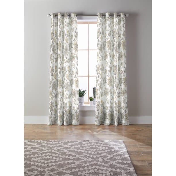 Curtains For Gray Walls: The 17 Best Colors & Patterns