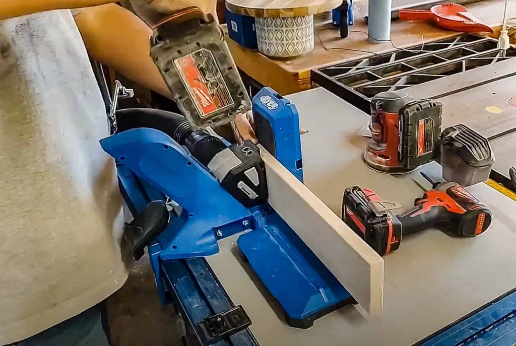 After cutting the shelf take the kreg 520 jig and put in some pocket holes for the diy mail and key holder