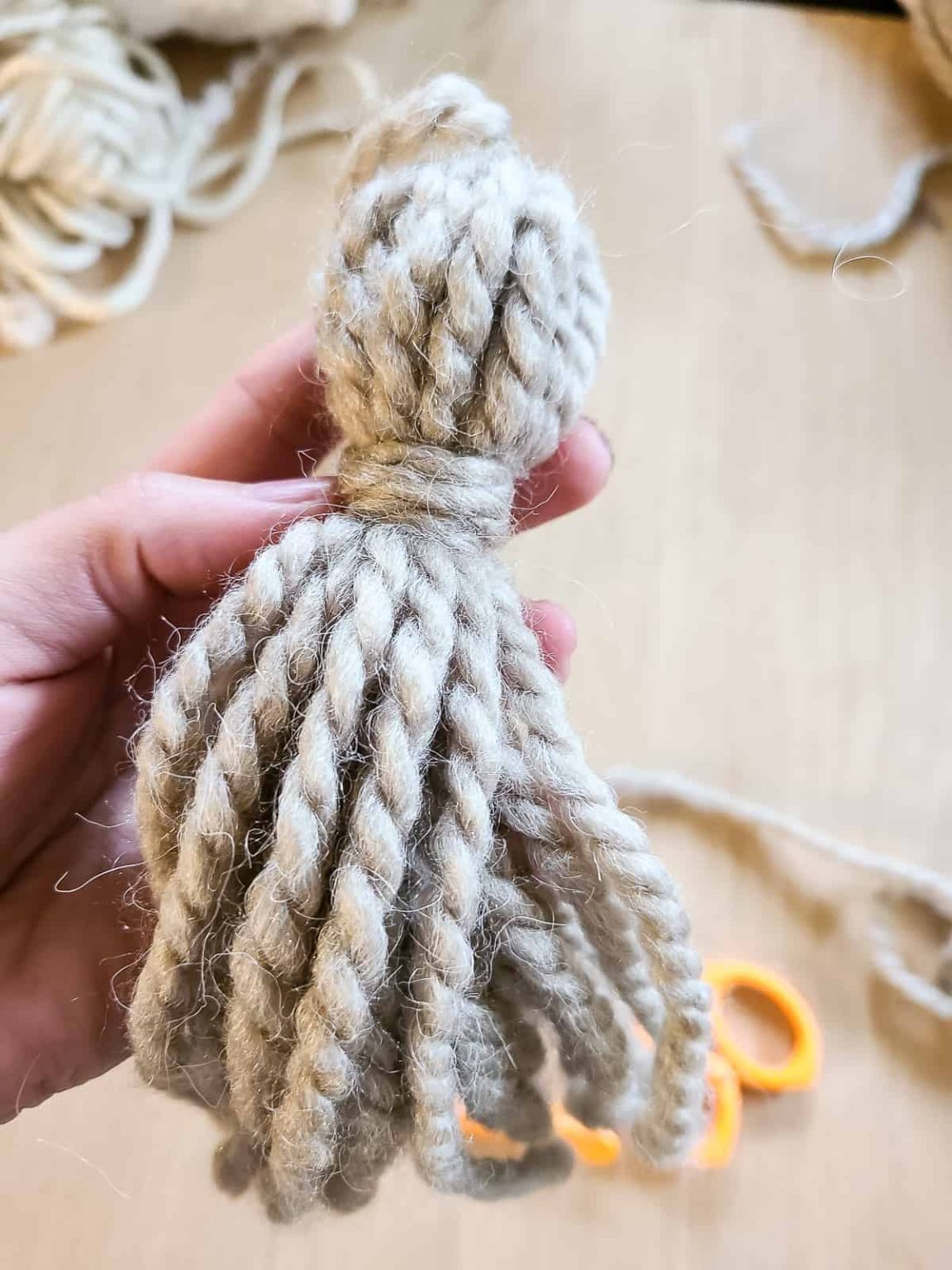 How To Make a Tassel out of Yarn - Making Manzanita