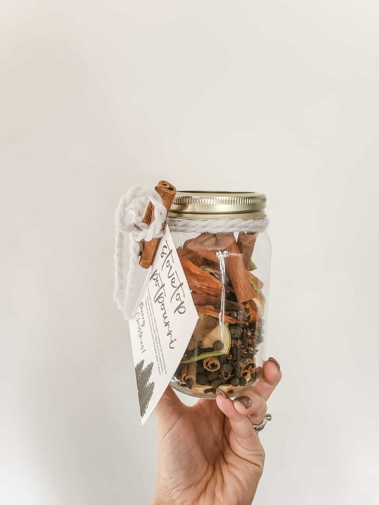 Easy DIY Stovetop Potpourri Gift Idea with Free Printable Tags