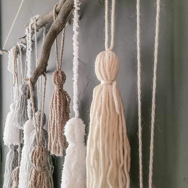 How To Make A Tassel Out Of Yarn