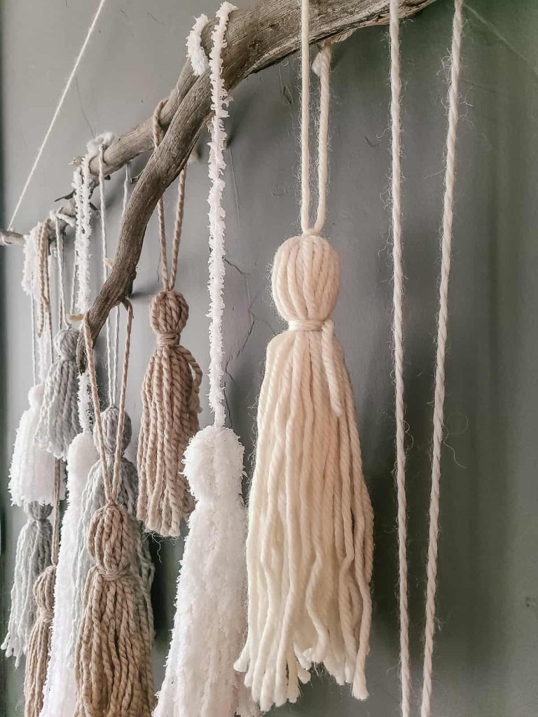 How To Make a Tassel out of Yarn Making Manzanita