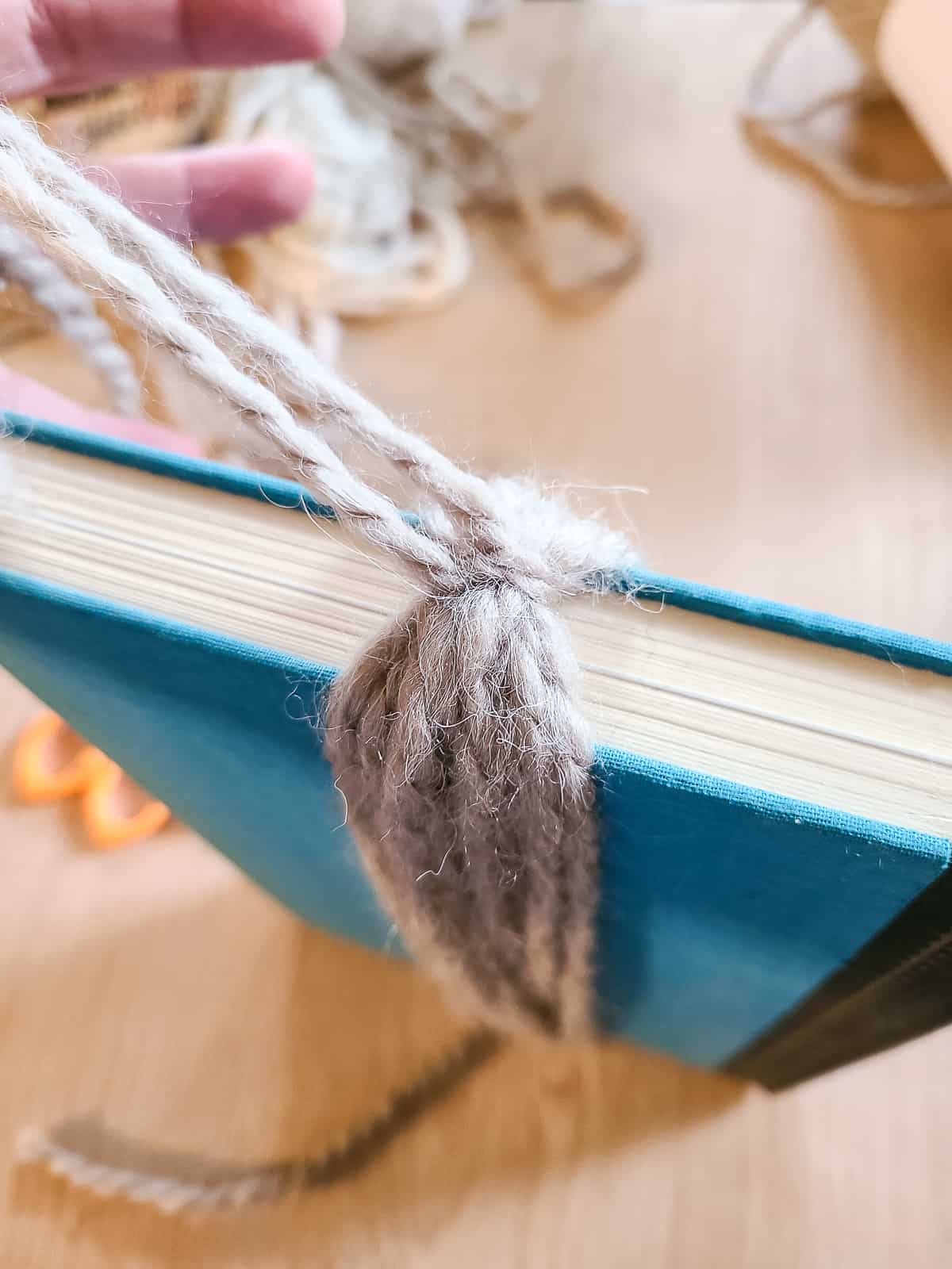 How To Make a Tassel out of Yarn - Making Manzanita