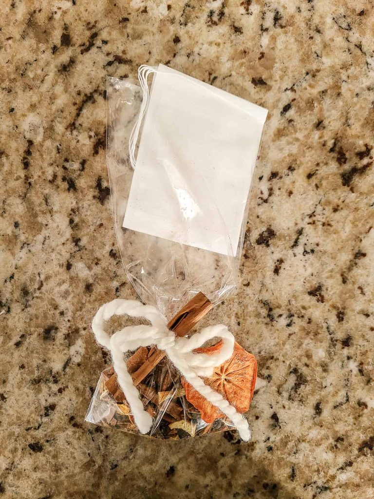 Tea bags really complete this mulled wine spice mix and makes for a all in one perfect present for Christmas