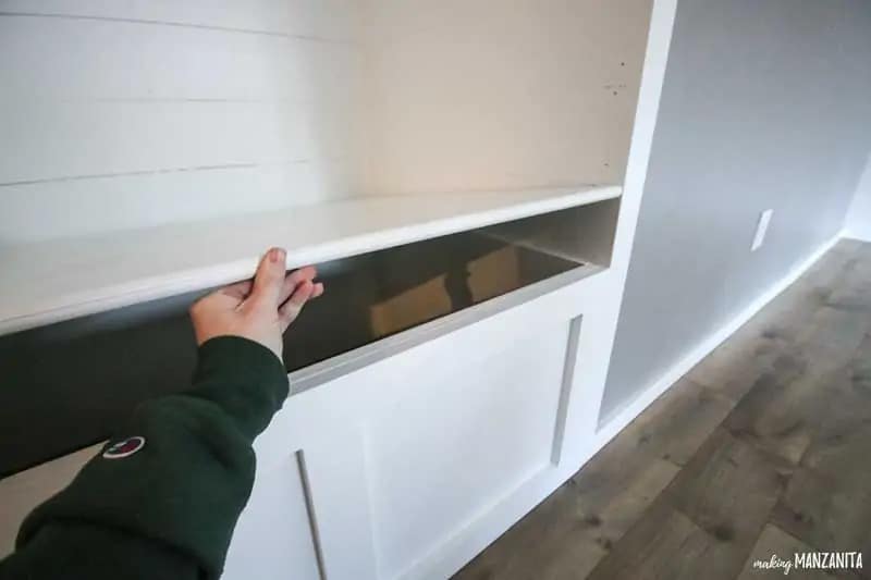reading nook with hinged lid for storage