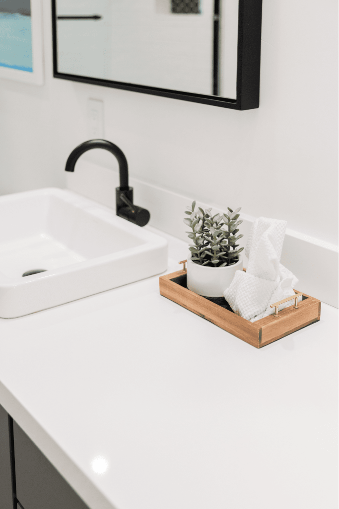 25+ Smart Small Bathroom Organization Ideas - Making Manzanita