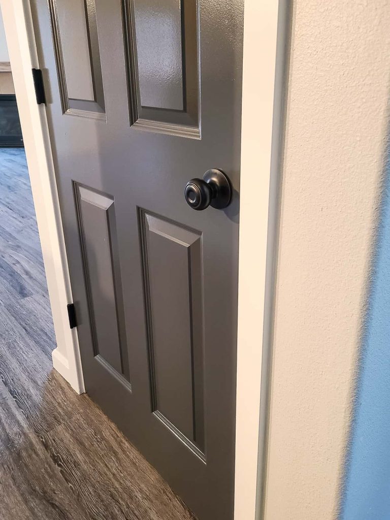 Learn how to replace interior door handles to make an old door look new with better finishes