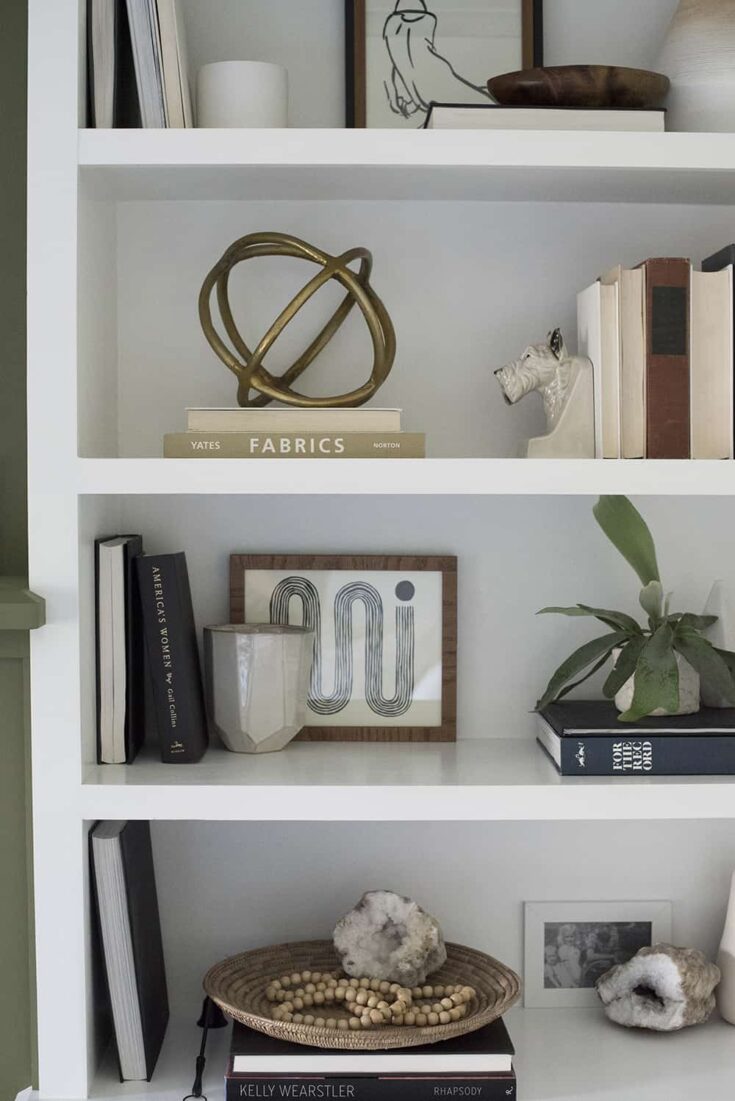 How to Style Coffee Table Books like a Pro Decorator