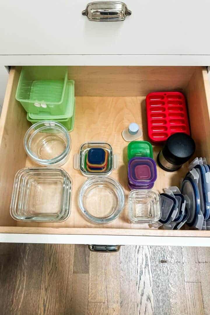 How to Organize Tupperware and Other Food Storage Containers